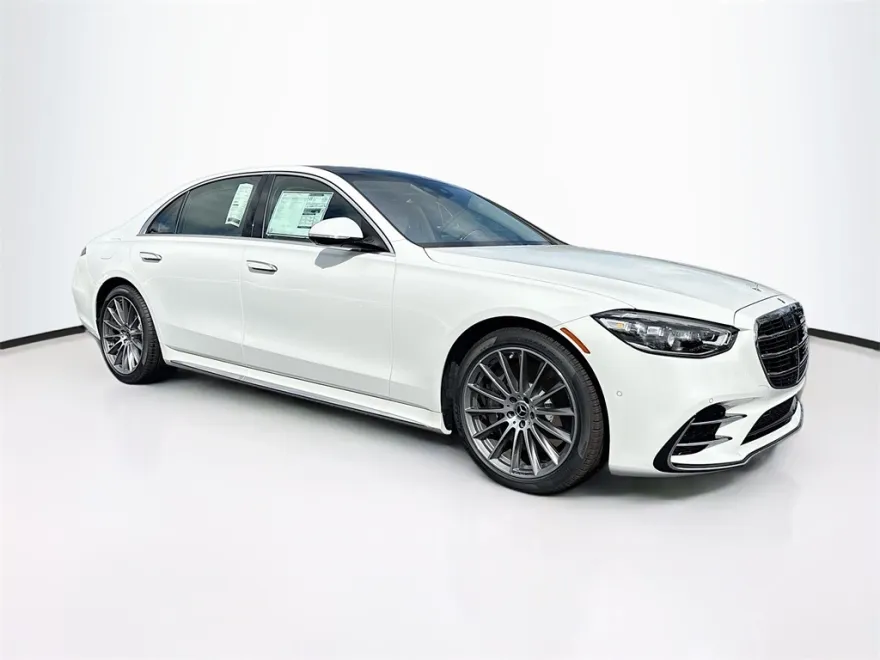 2026 Mercedes Benz S 500 4MATIC photo 1
