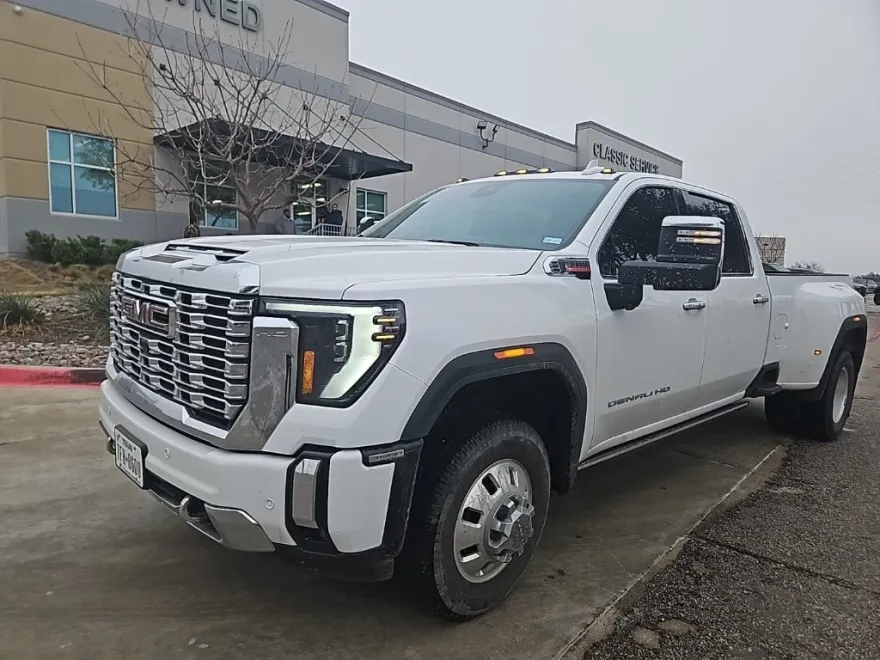 2024 Gmc Sierra 3500 HD Denali photo 1