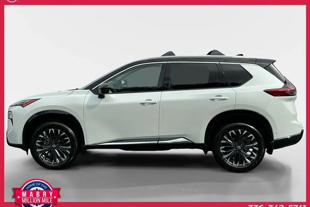 2026 Nissan Rogue Platinum photo 1