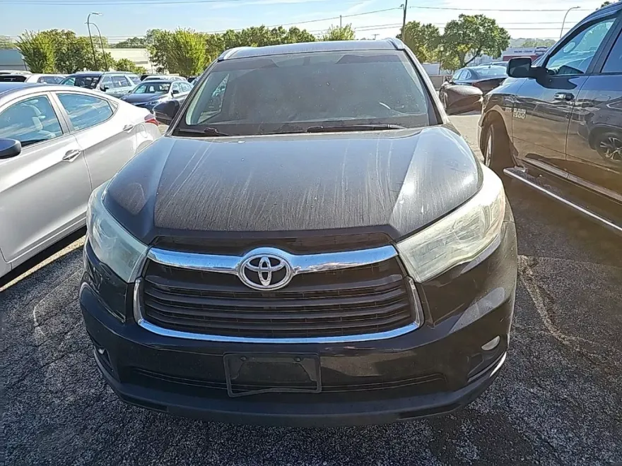 2016 Toyota Highlander XLE photo 1