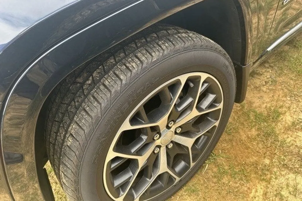 2024 Jeep Grand Cherokee Summit Reserve photo 1