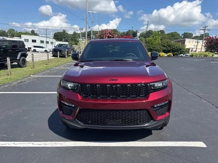 2025 Jeep Grand Cherokee Limited photo 1