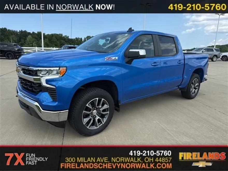 2025 Chevrolet Silverado 1500 LT photo 1