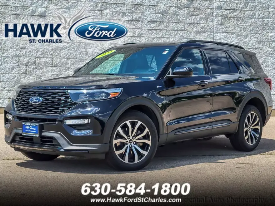 2022 Ford Explorer ST-Line photo 1