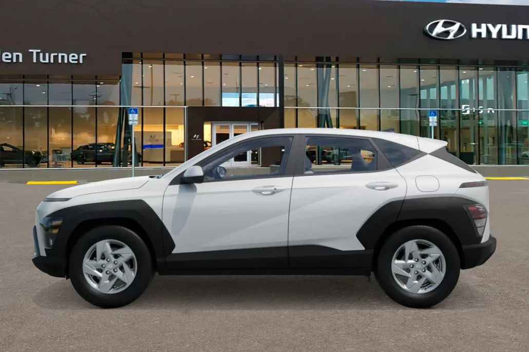 2026 Hyundai Kona SE photo 1