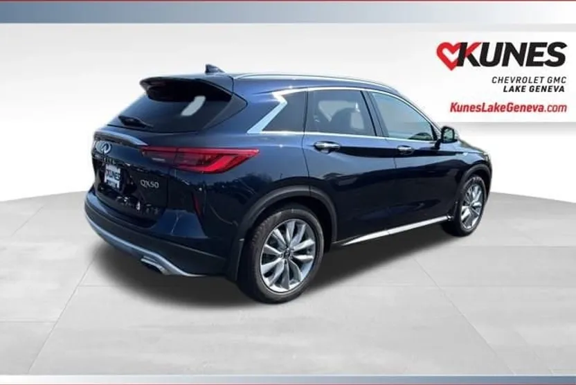 2020 Infiniti QX50 Luxe photo 1