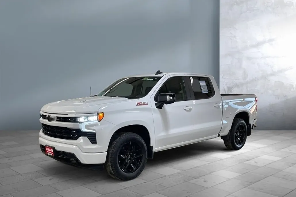 2023 Chevrolet Silverado 1500 RST photo 1