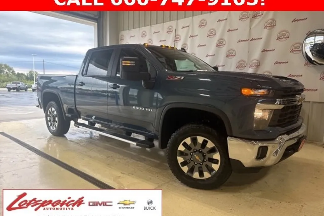 2026 Chevrolet Silverado 2500HD LT photo 1