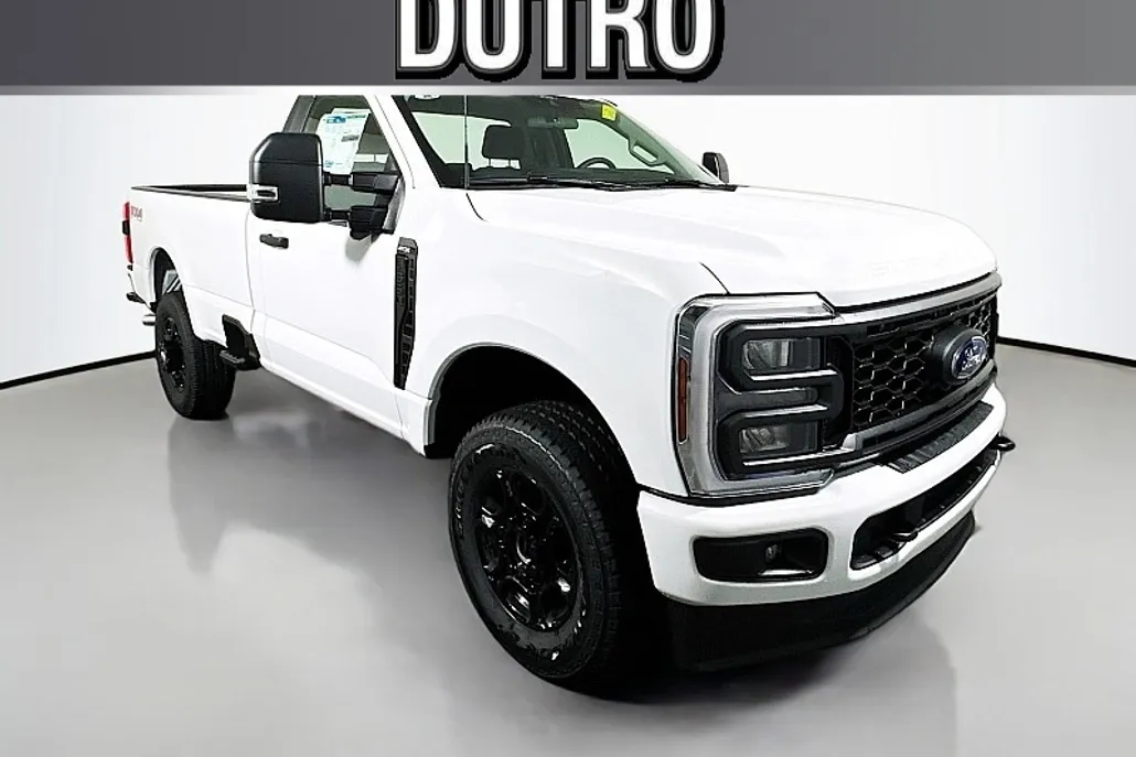 2025 Ford F-350 XL photo 1