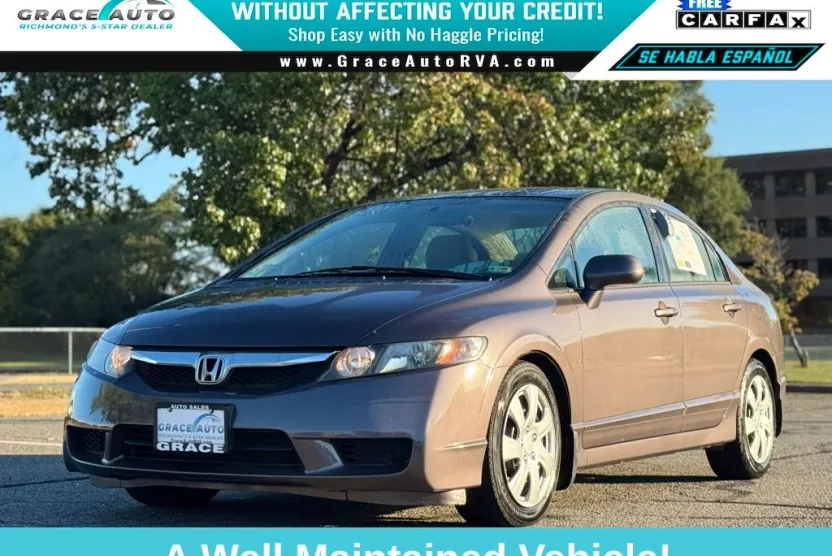 2010 Honda Civic LX photo 1