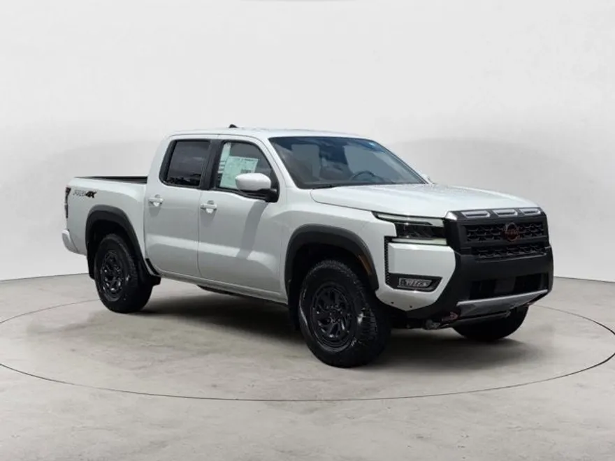 2025 Nissan Frontier PRO-4X photo 1