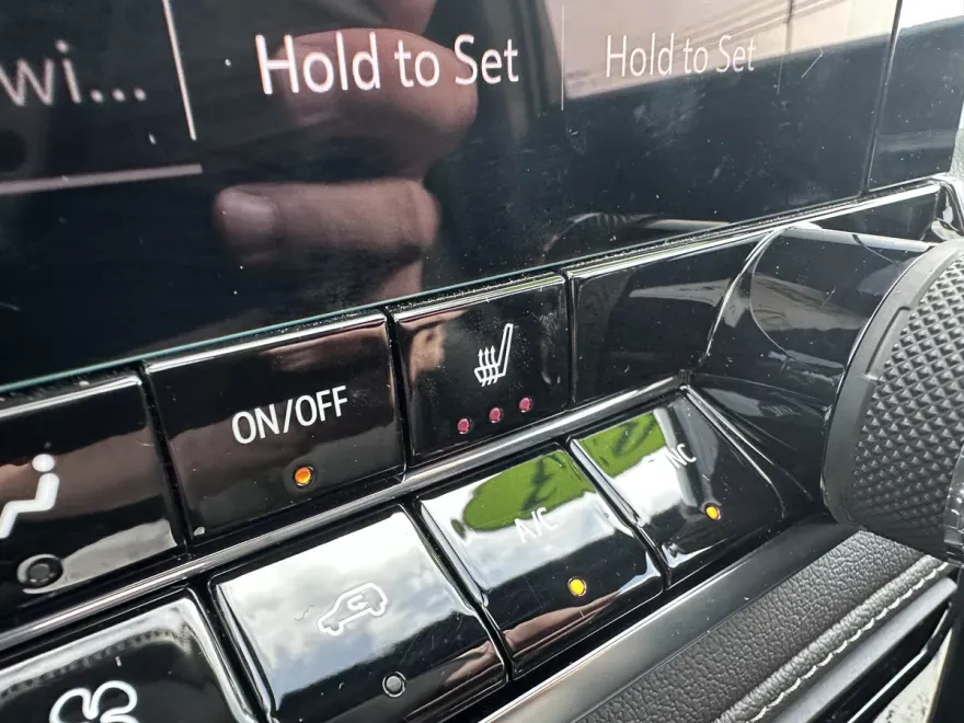 2023 Chevrolet Colorado LT photo 1