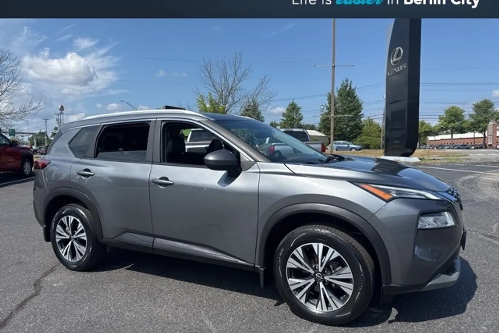 2023 Nissan Rogue SV photo 1