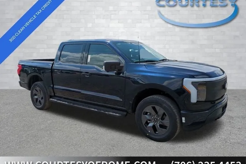 2025 Ford F-150 Lightning photo 1