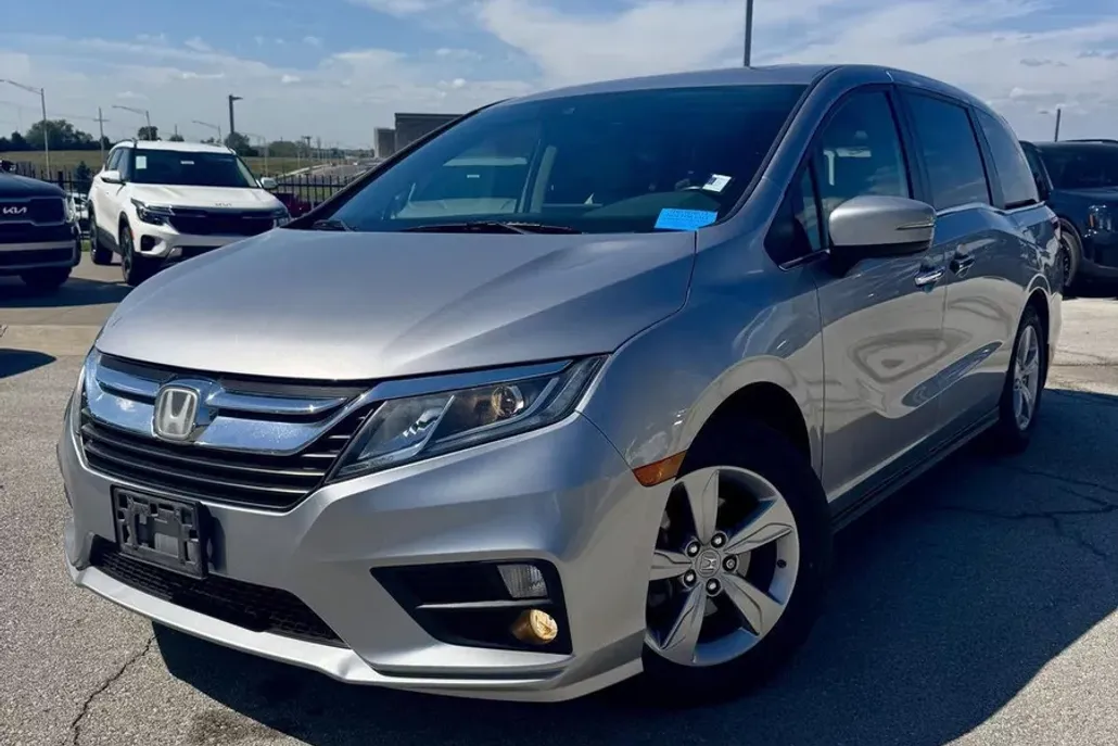 2019 Honda Odyssey EX-L photo 1