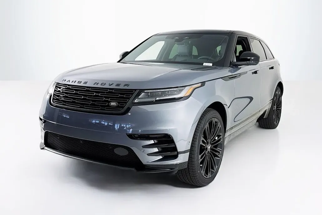 2026 Land Rover Range Rover Velar SE photo 1