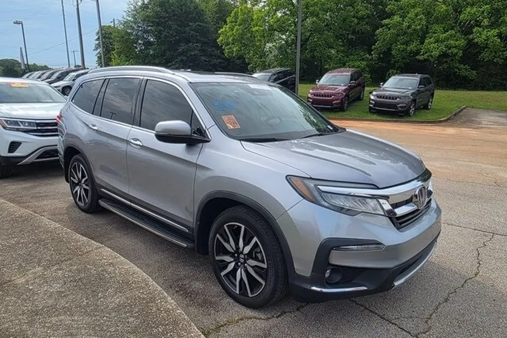 2022 Honda Pilot Touring photo 1