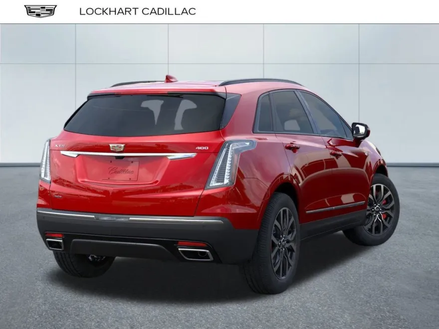 2025 Cadillac XT5 Sport photo 4