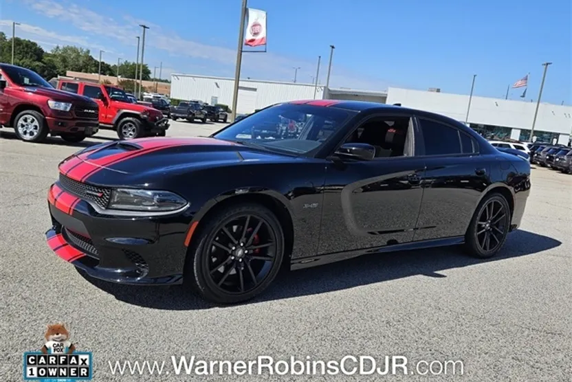 2023 Dodge Charger R/T photo 1