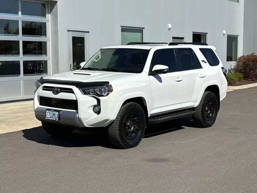 2020 Toyota 4Runner TRD Premium photo 1