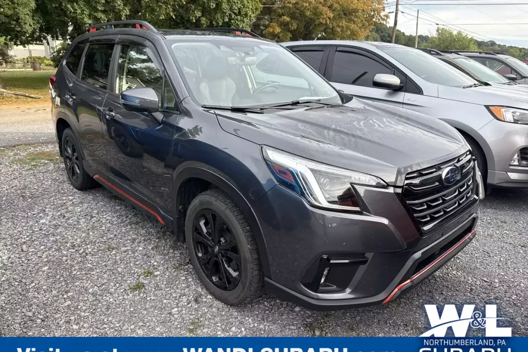 2023 Subaru Forester Sport photo 1