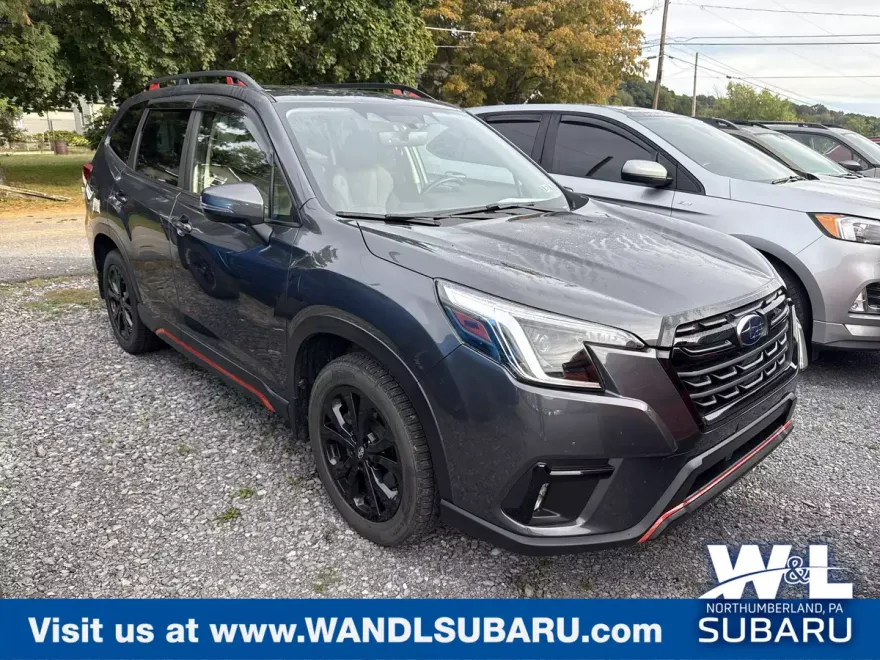 2023 Subaru Forester Sport photo 1