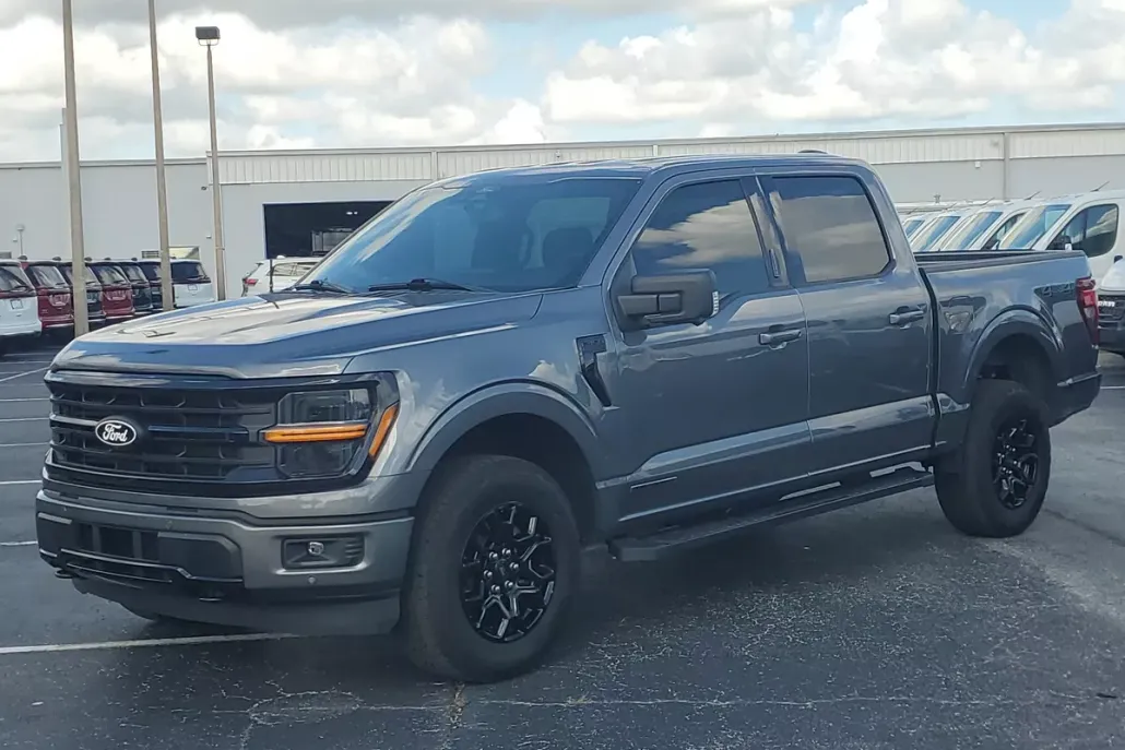 2024 Ford F-150 XLT photo 1