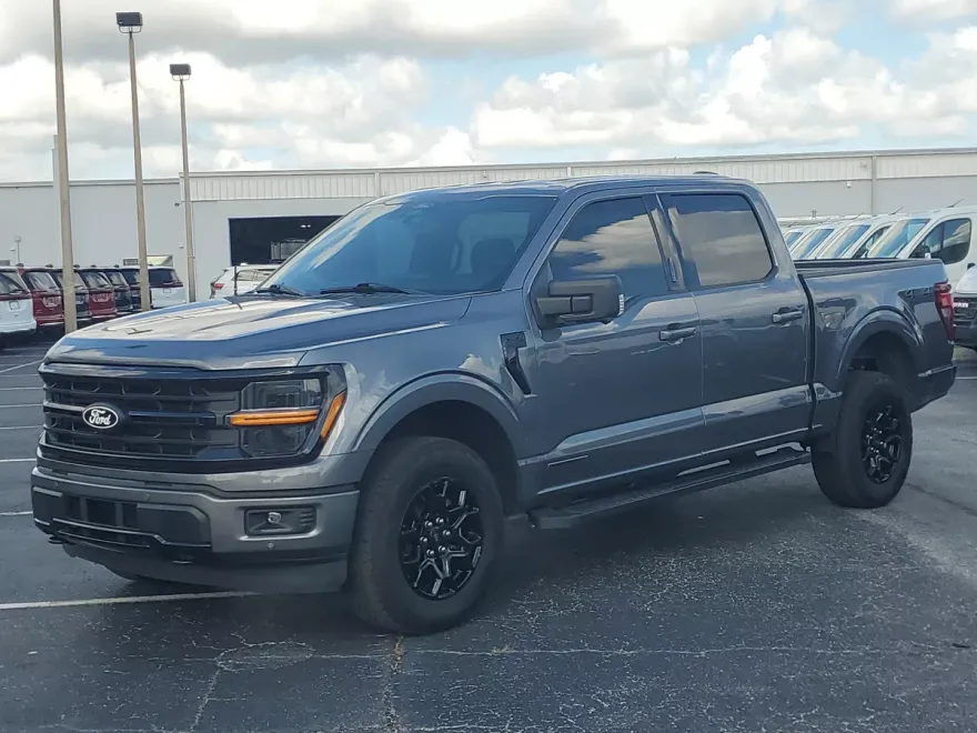 2024 Ford F-150 XLT photo 1