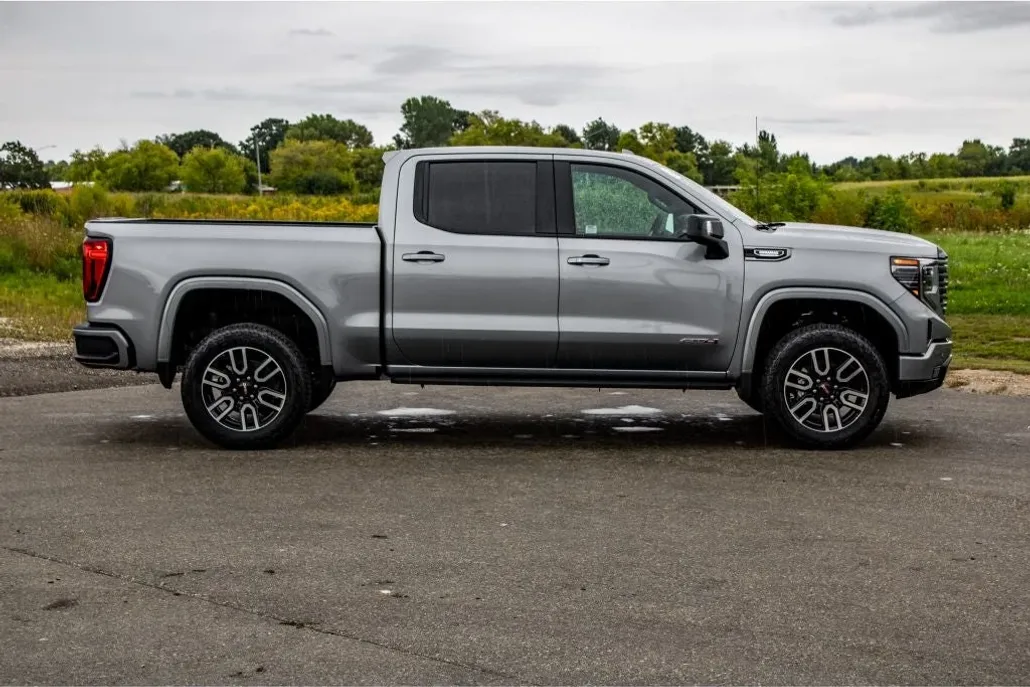 2026 Gmc Terrain AT4 photo 1