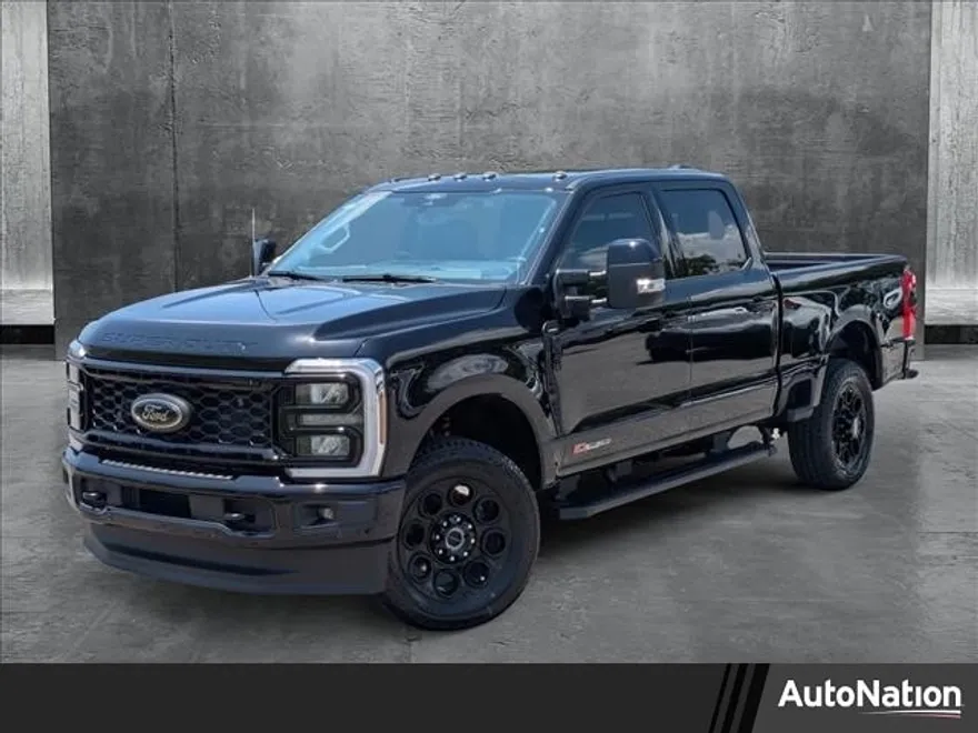 2025 Ford F-350 Lariat photo 1