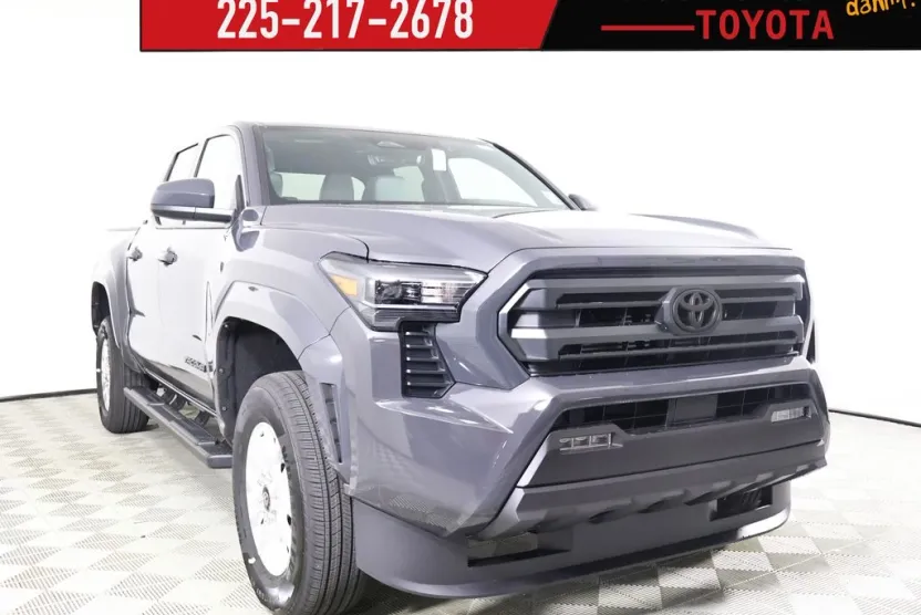 2025 Toyota Tacoma SR5 Double Cab photo 1
