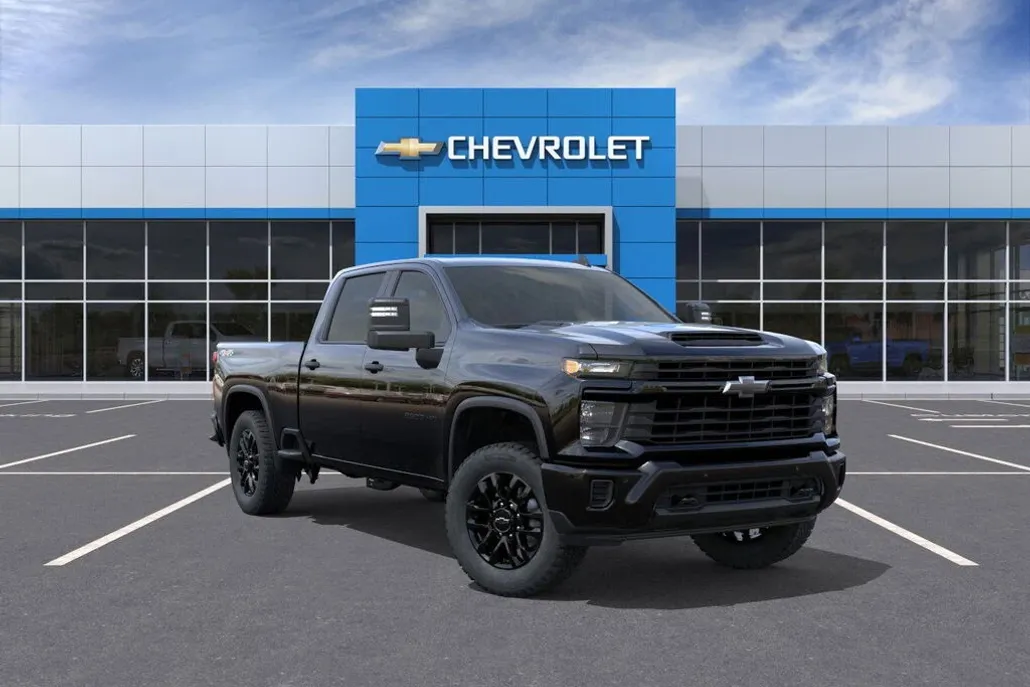 2026 Chevrolet Silverado 2500HD Custom photo 1