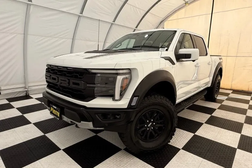 2025 Ford F-150 Raptor photo 1