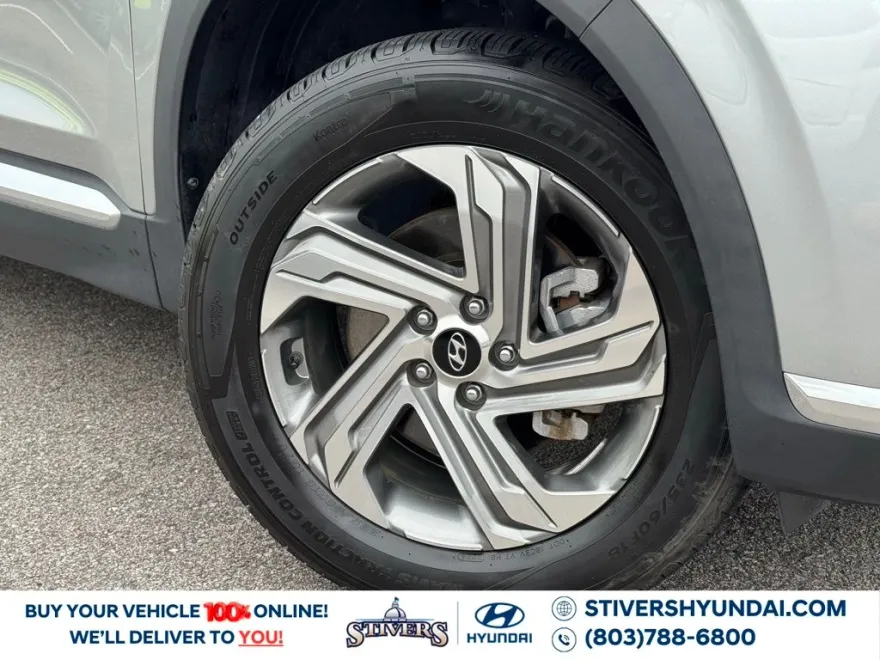 2022 Hyundai Santa Fe SEL photo 1