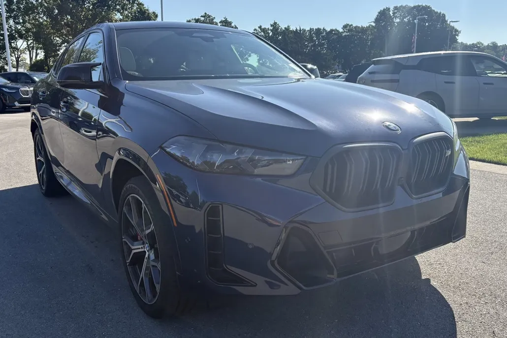 2025 Bmw X6 M60i xDr photo 1
