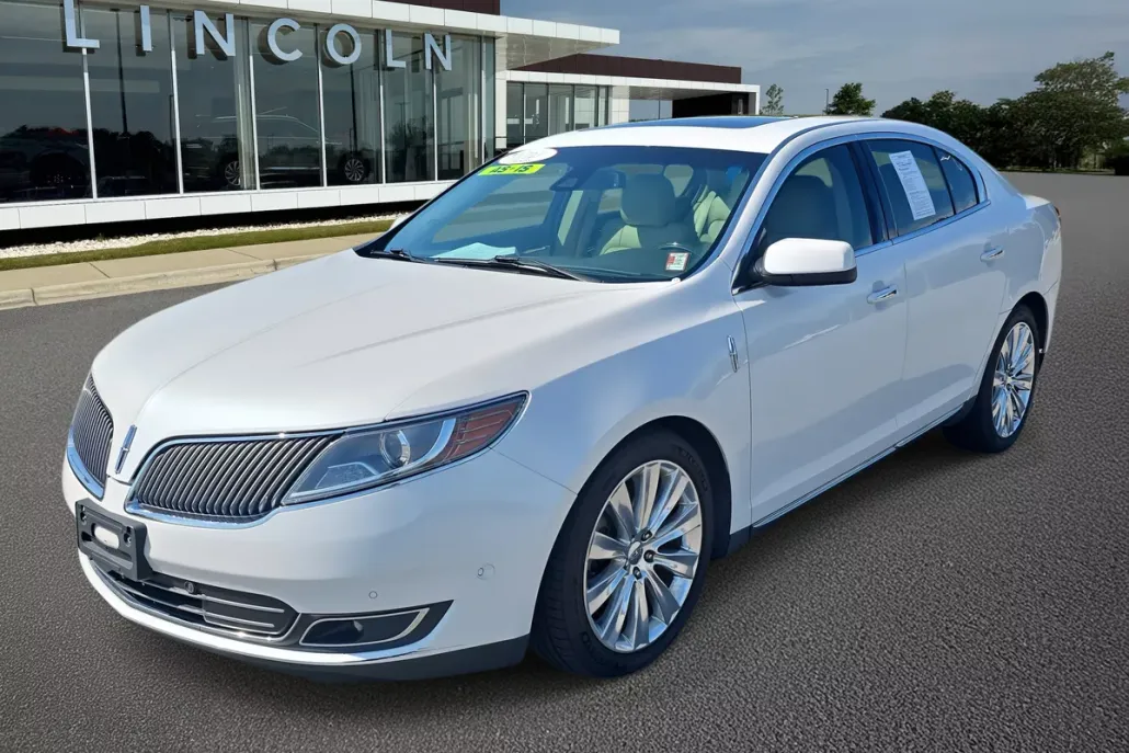 2013 Lincoln MKS EcoBoost photo 1