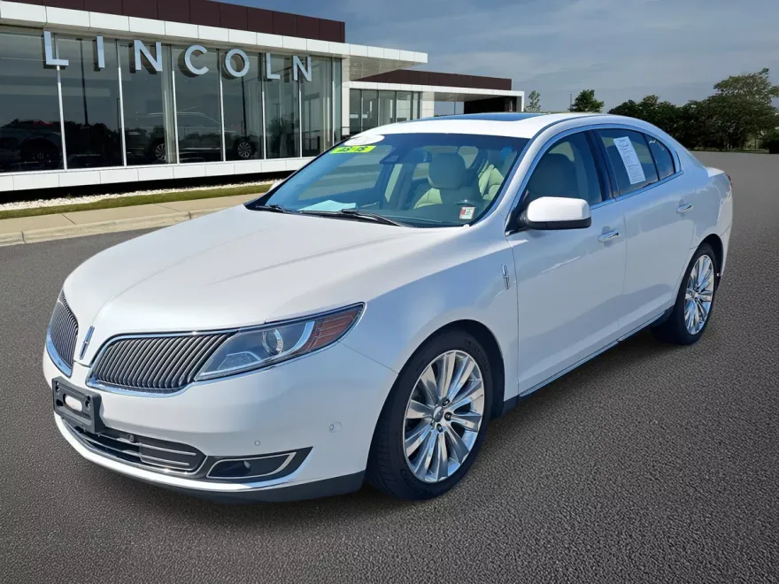 2013 Lincoln MKS EcoBoost photo 1