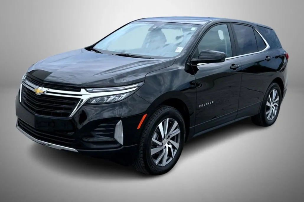 2023 Chevrolet Equinox LT photo 1