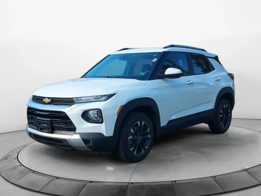 2023 Chevrolet Trailblazer LT photo 1