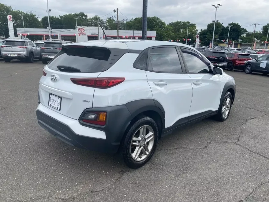 2019 Hyundai Kona SE photo 1