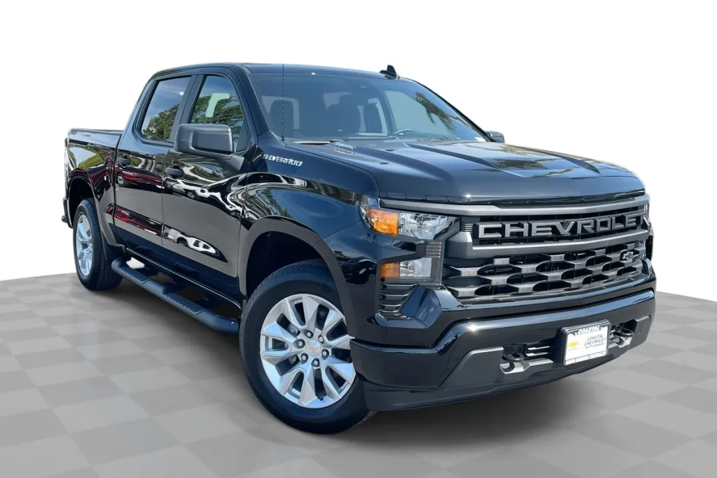 2025 Chevrolet Silverado 1500 Custom photo 1