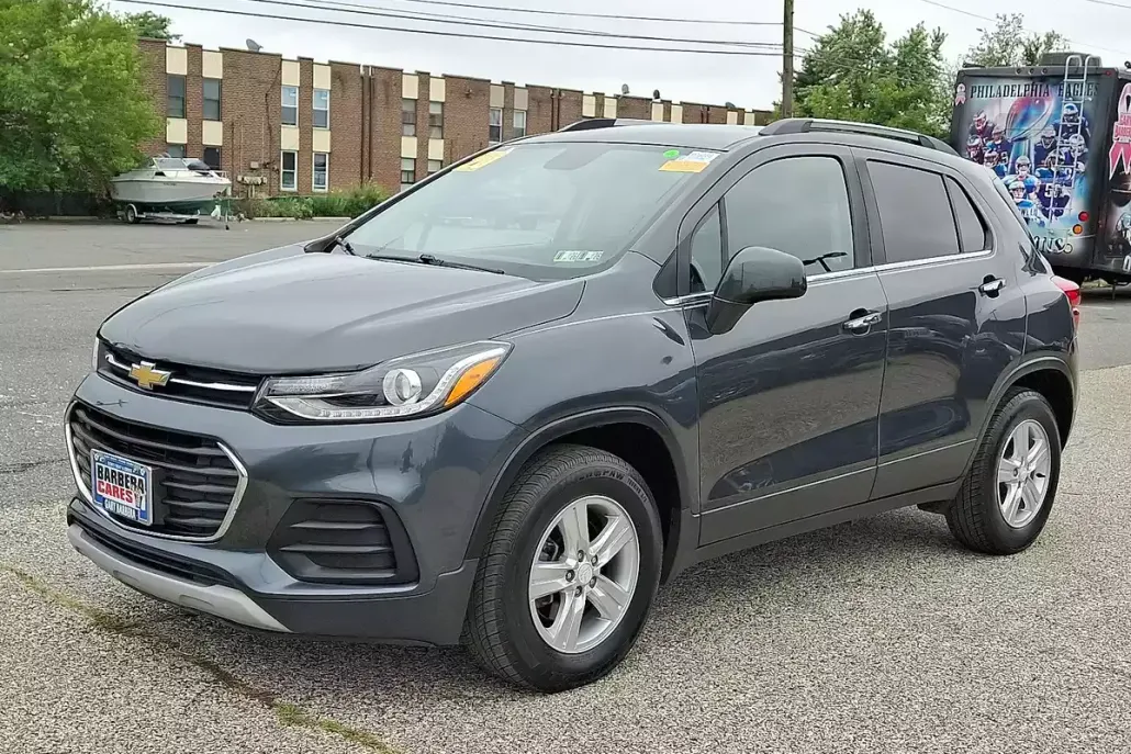 2020 Chevrolet Trax LT photo 1