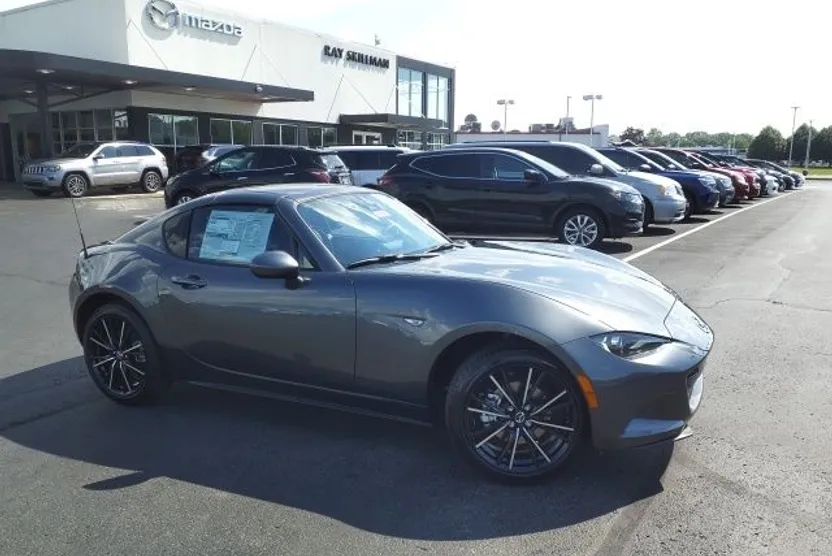2025 Mazda MX-5 Miata Miata RF Grand Touring photo 1