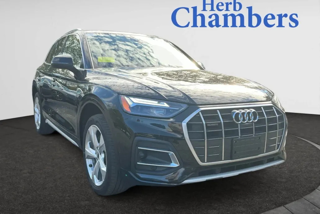 2021 Audi Q5 Premium Plus photo 1