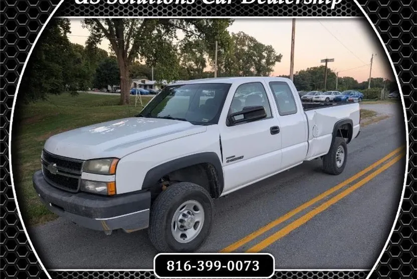 2006 Chevrolet Silverado 2500HD Work Truck photo 1