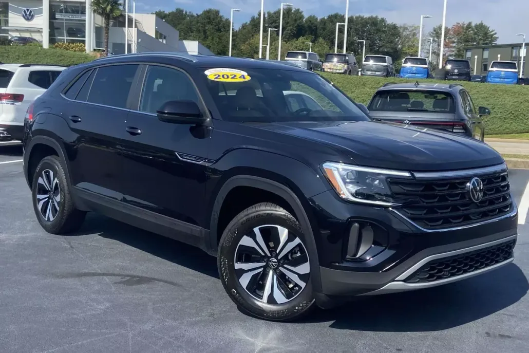 2024 Volkswagen Atlas Cross Sport SE photo 1