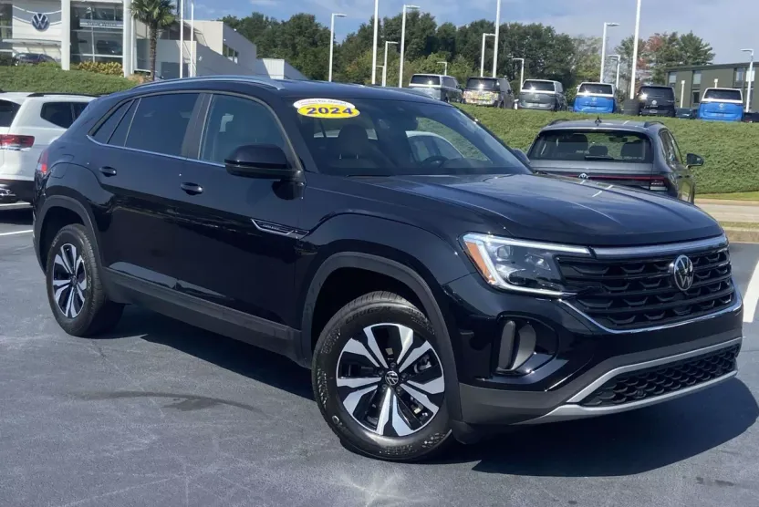2024 Volkswagen Atlas Cross Sport SE photo 1