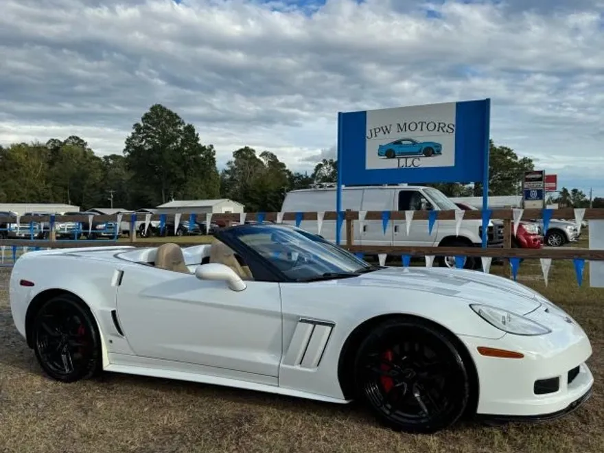 2010 Chevrolet Corvette Grand Sport Convertible photo 1