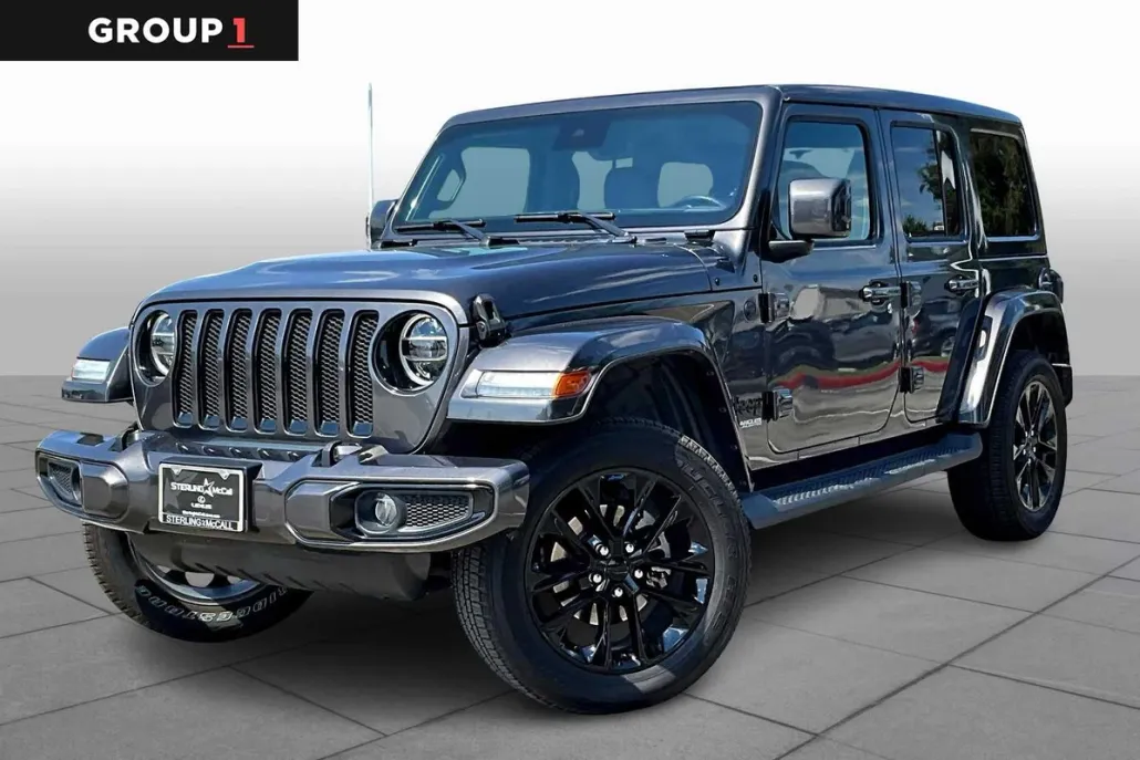 2020 Jeep Wrangler Unlimited Sahara High Altitude photo 1