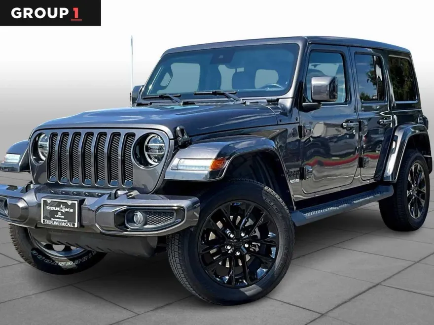 2020 Jeep Wrangler Unlimited Sahara High Altitude photo 1
